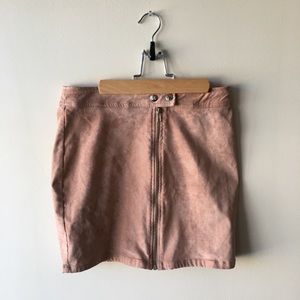 Pink suede Kendall and Kylie skirt